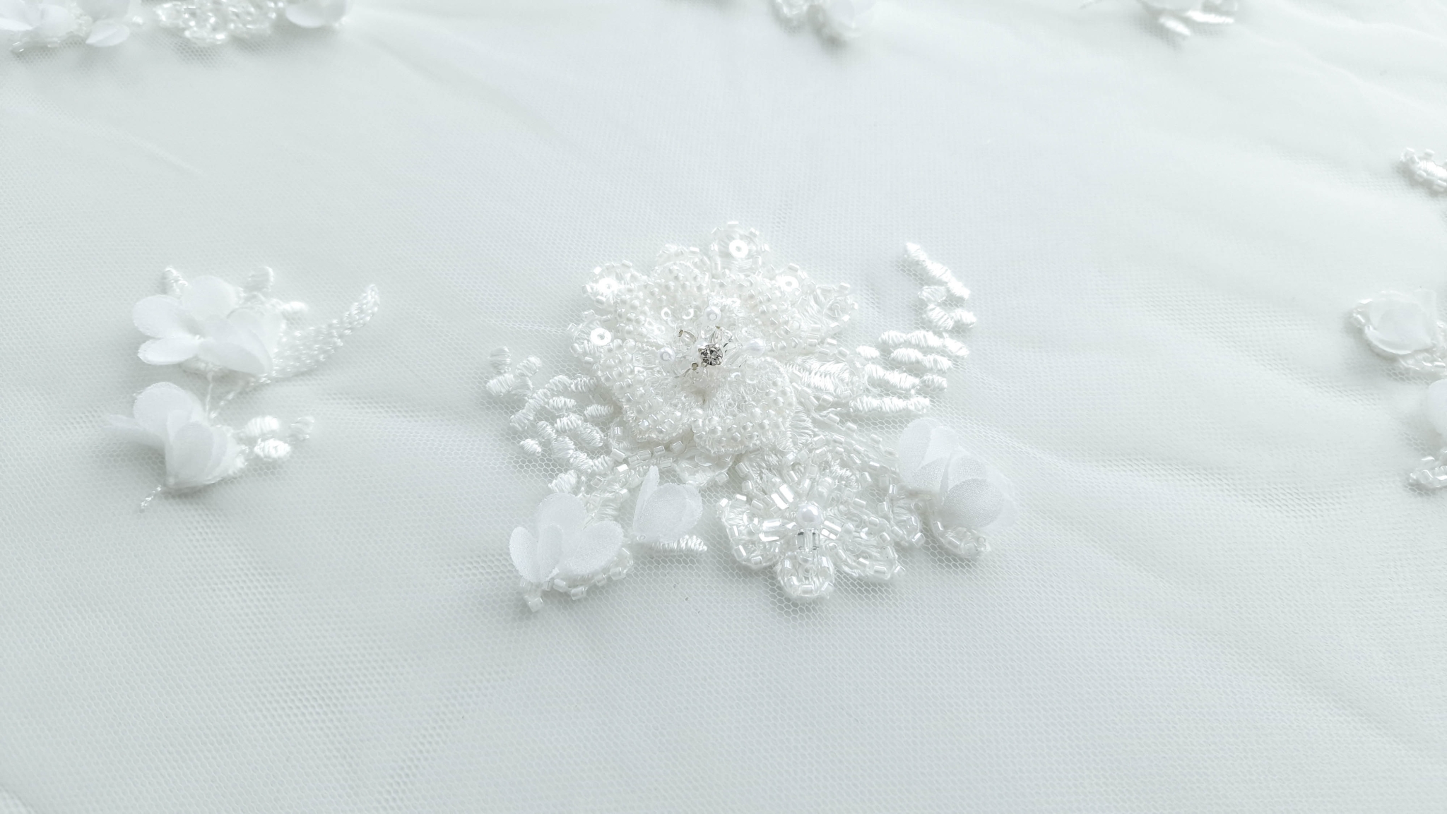 Broderie couture ivory cu flori 3D - imagine 10