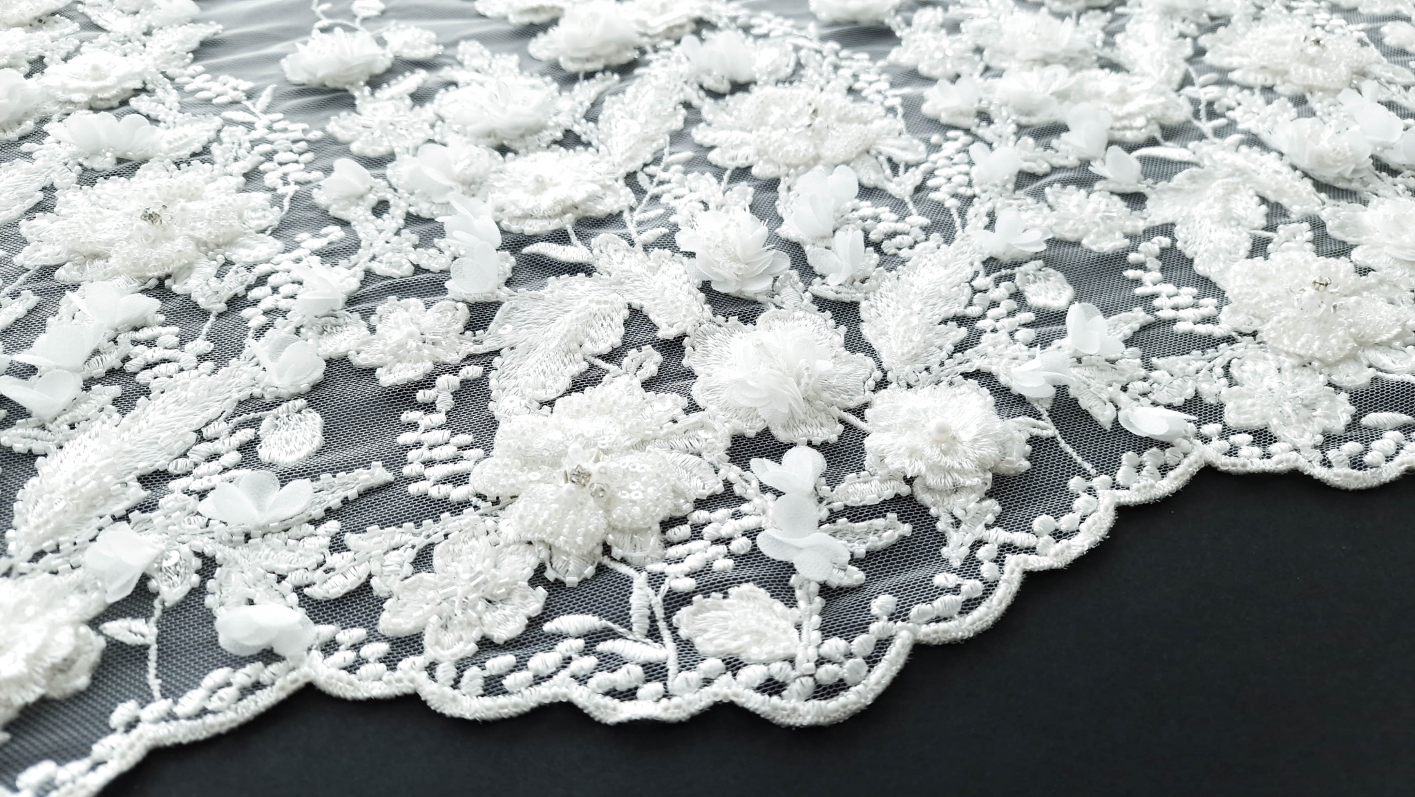 Broderie couture ivory cu flori 3D - imagine 4