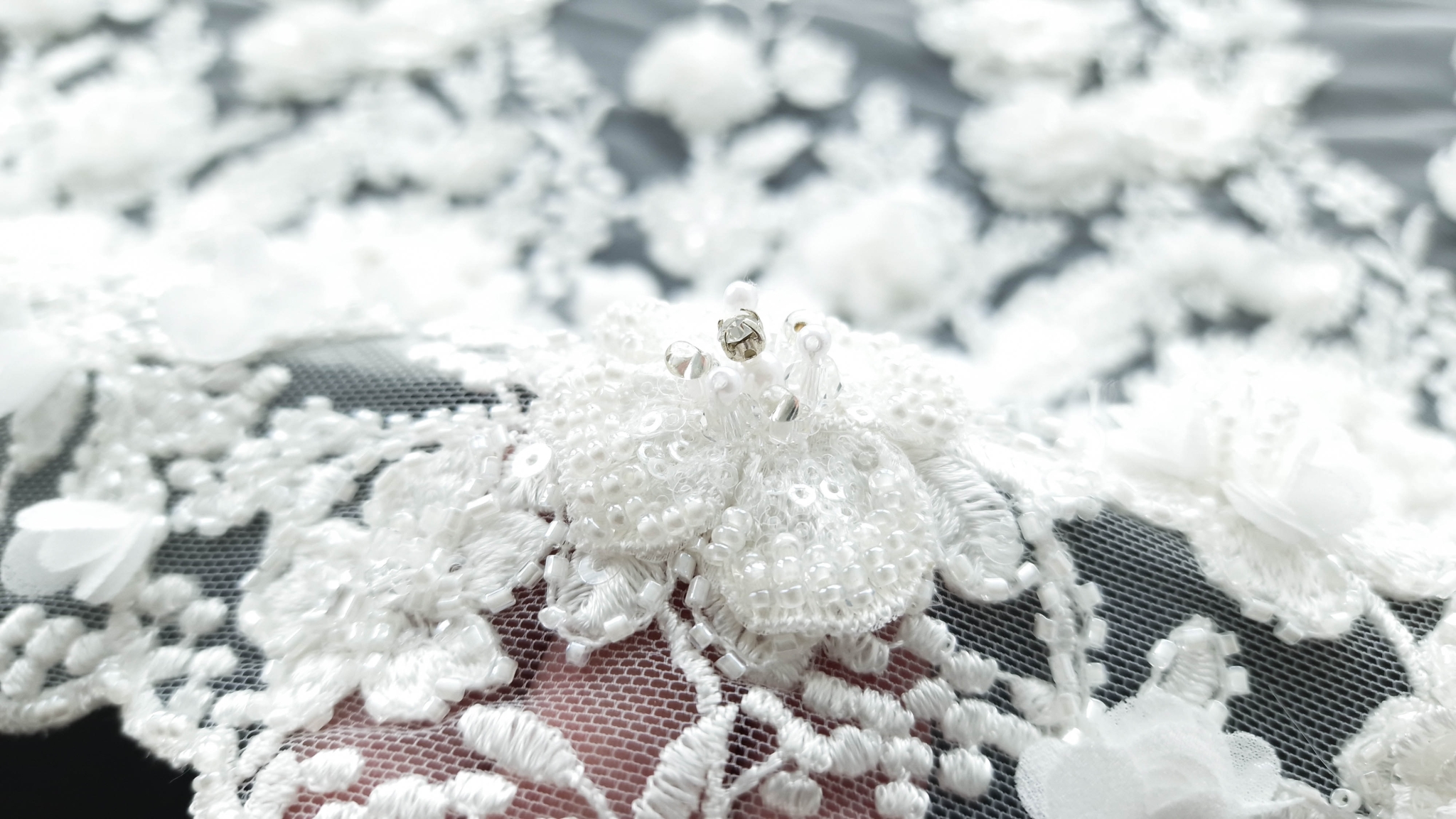 Broderie couture ivory cu flori 3D - imagine 5