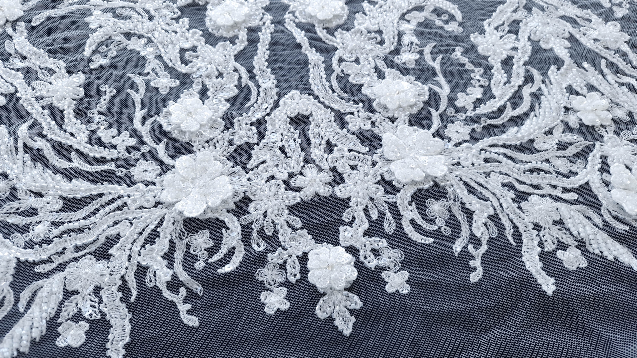 Dantela ivory cu bordura accesorizata - imagine 10