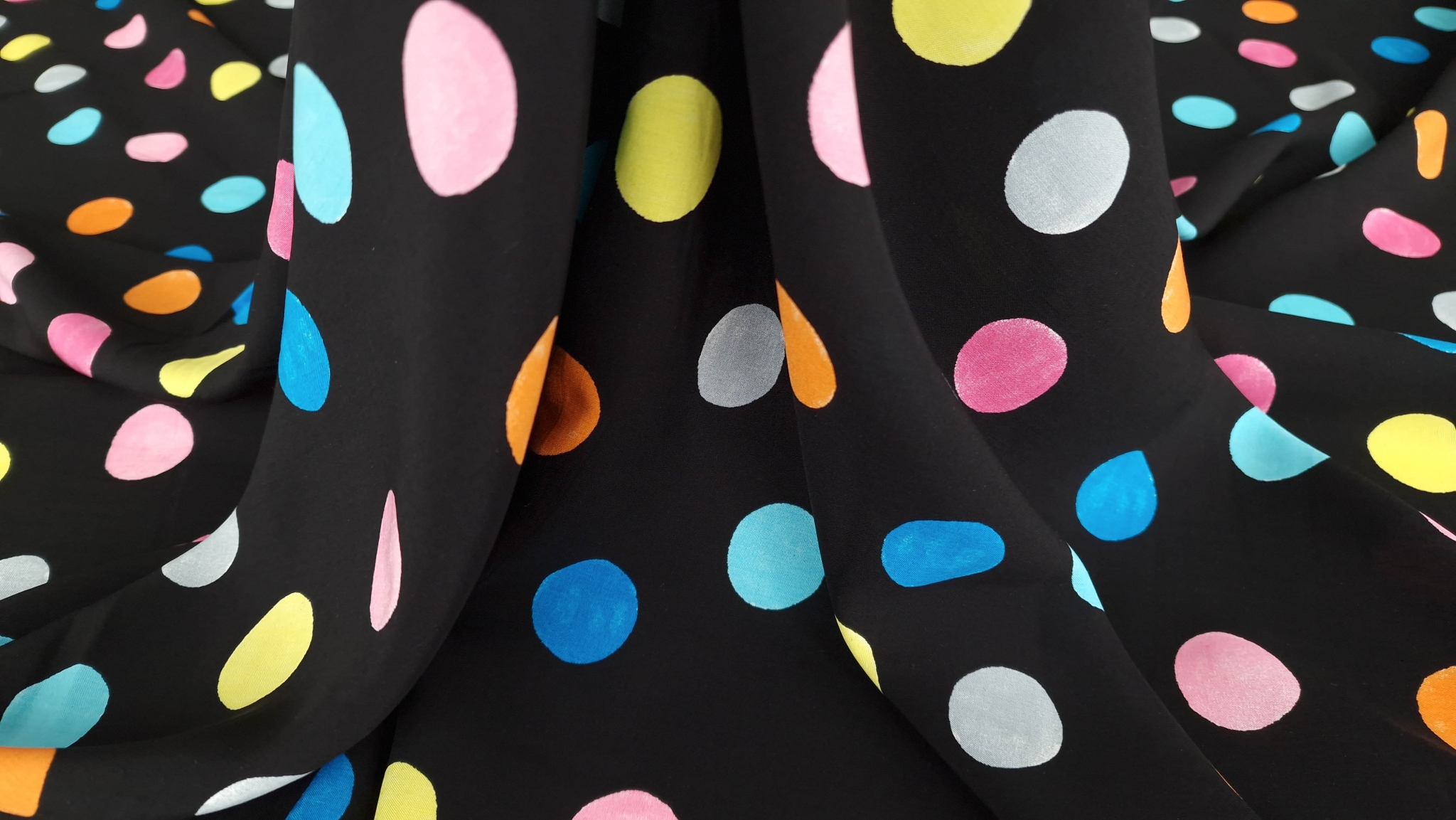 Satin mat din vascoza Happy Dots - imagine 5