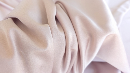 crep satinat soft peach piersicuta rose evelin textile (2)