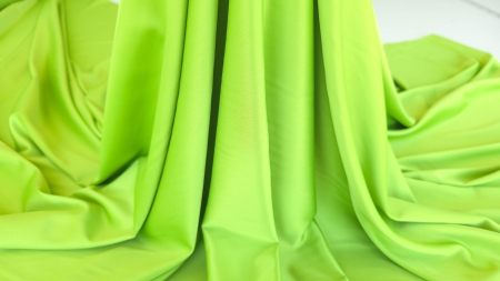 Satin elegance cu elastan verde crud evelin textile