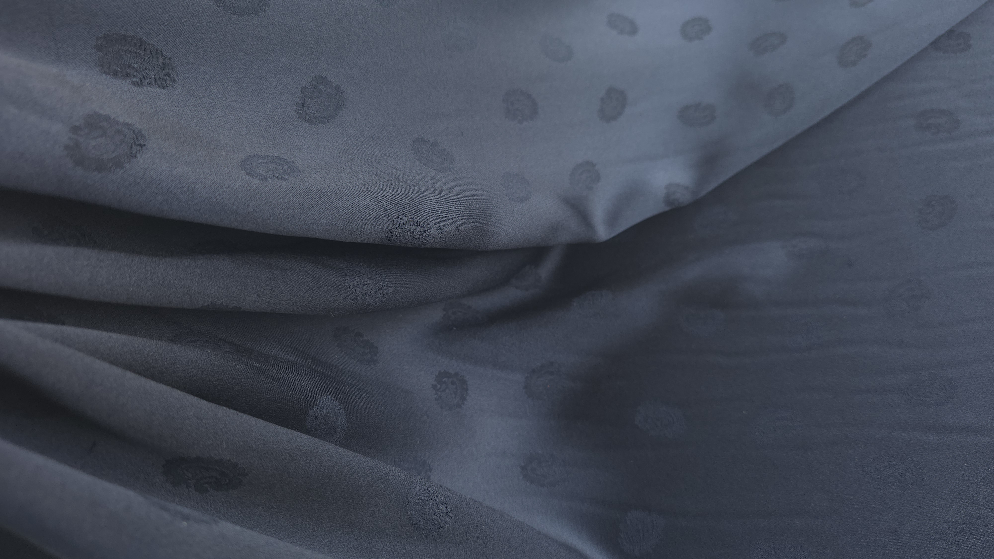 satin din matase naturala negru Evelin textile (5)