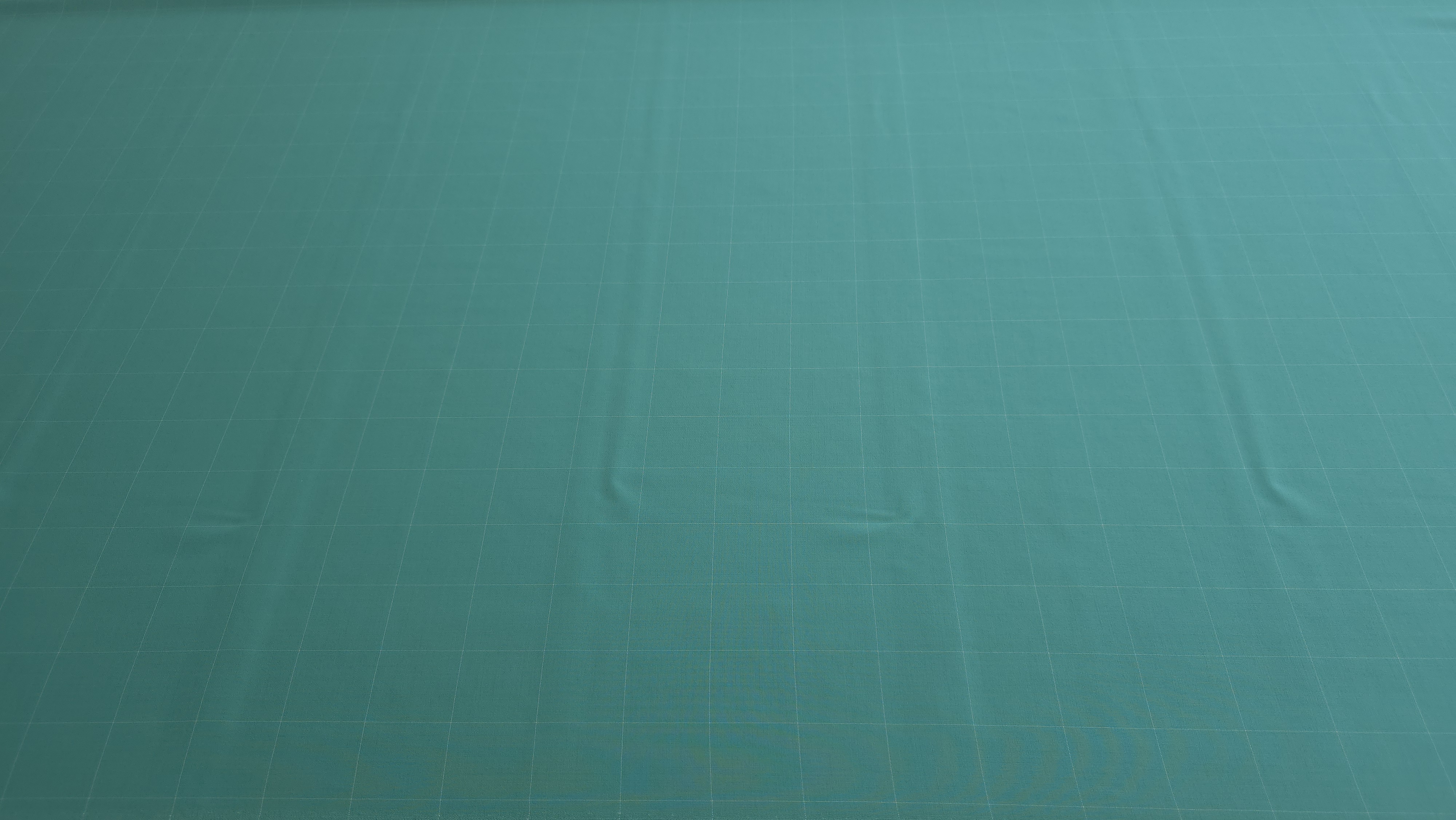 stofa subtire cu carouri discrete (1)