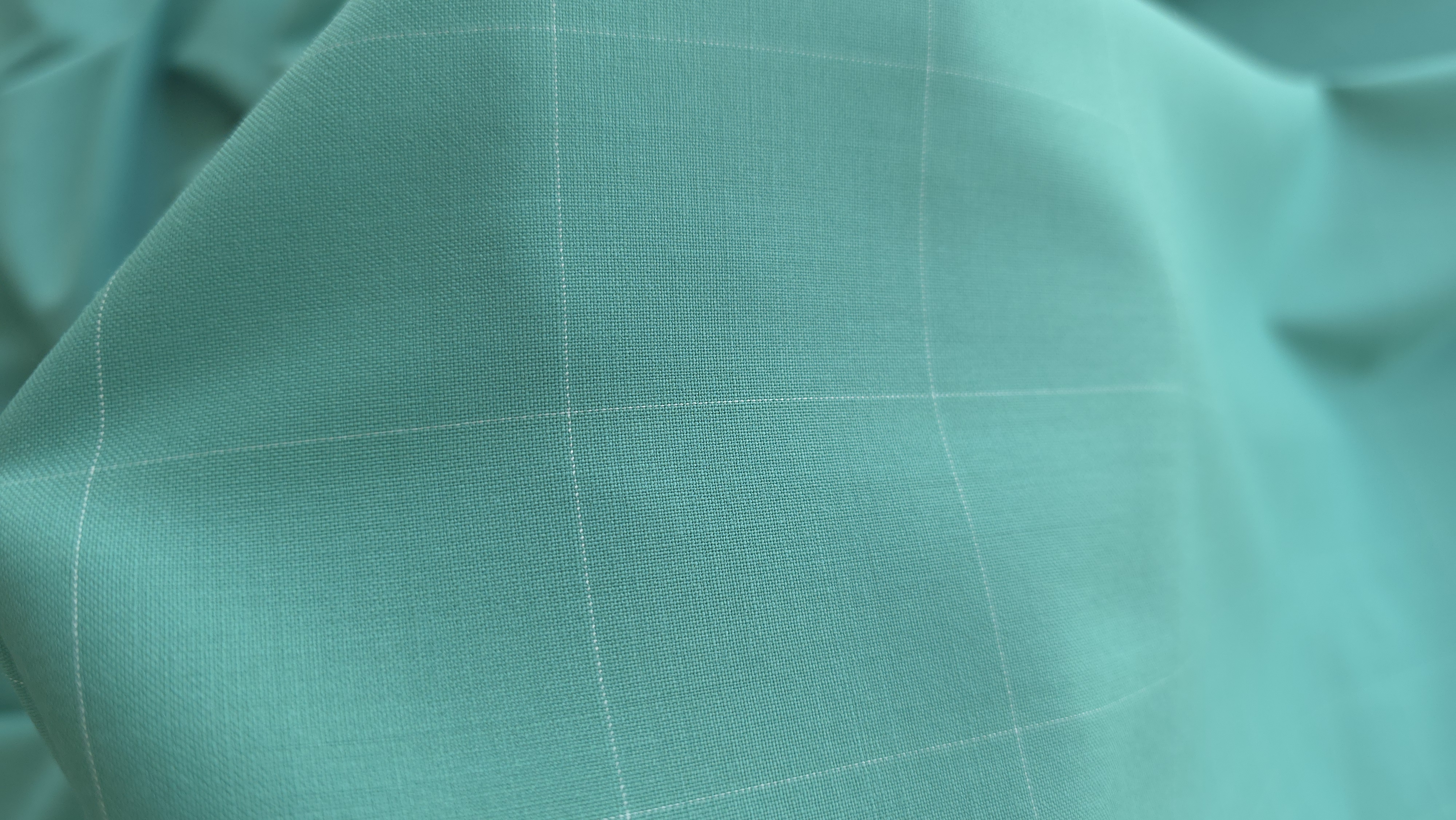 stofa subtire cu carouri discrete (9)