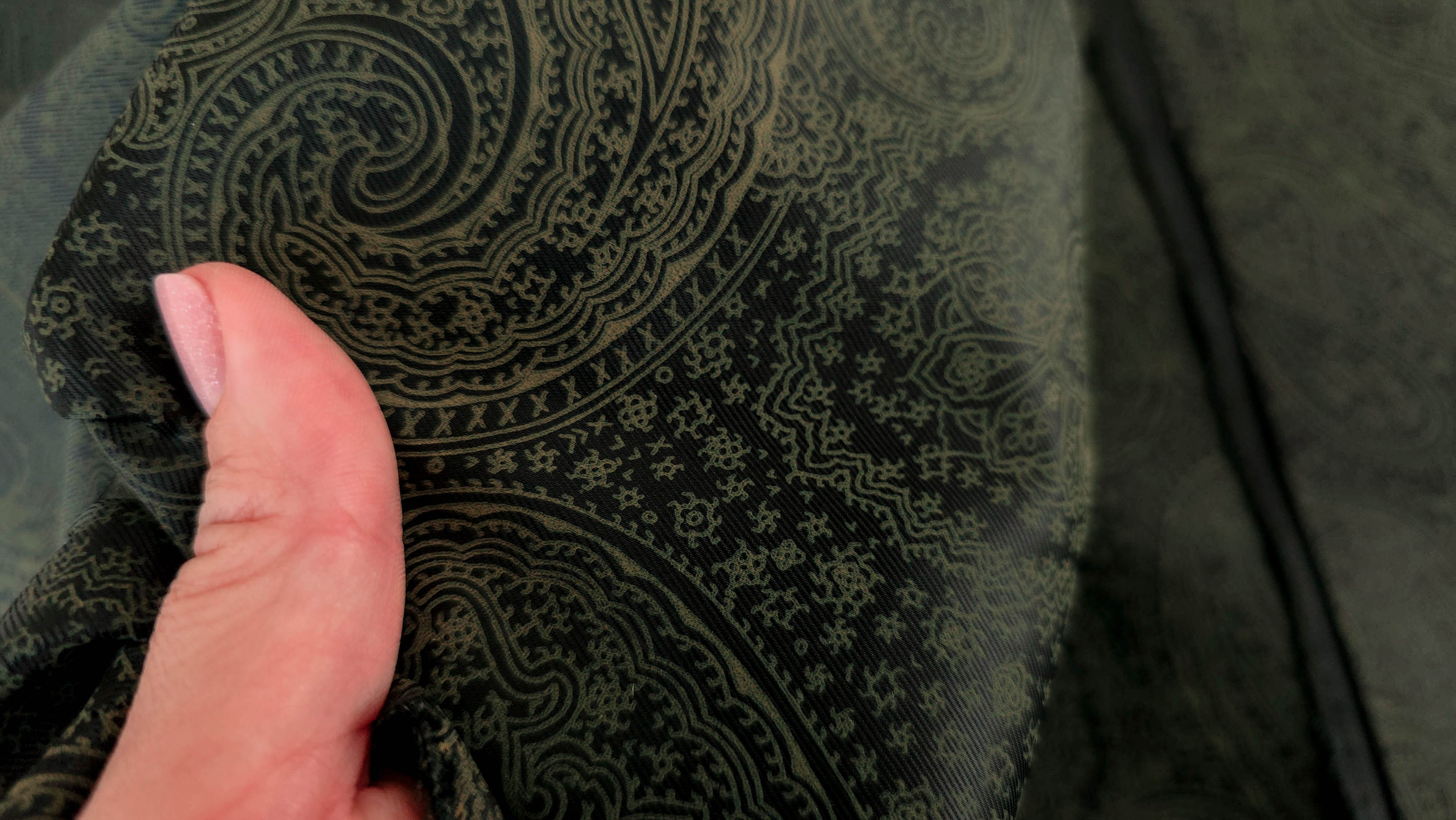 captuseala serj din vascoza khaki black evelin textile (1)