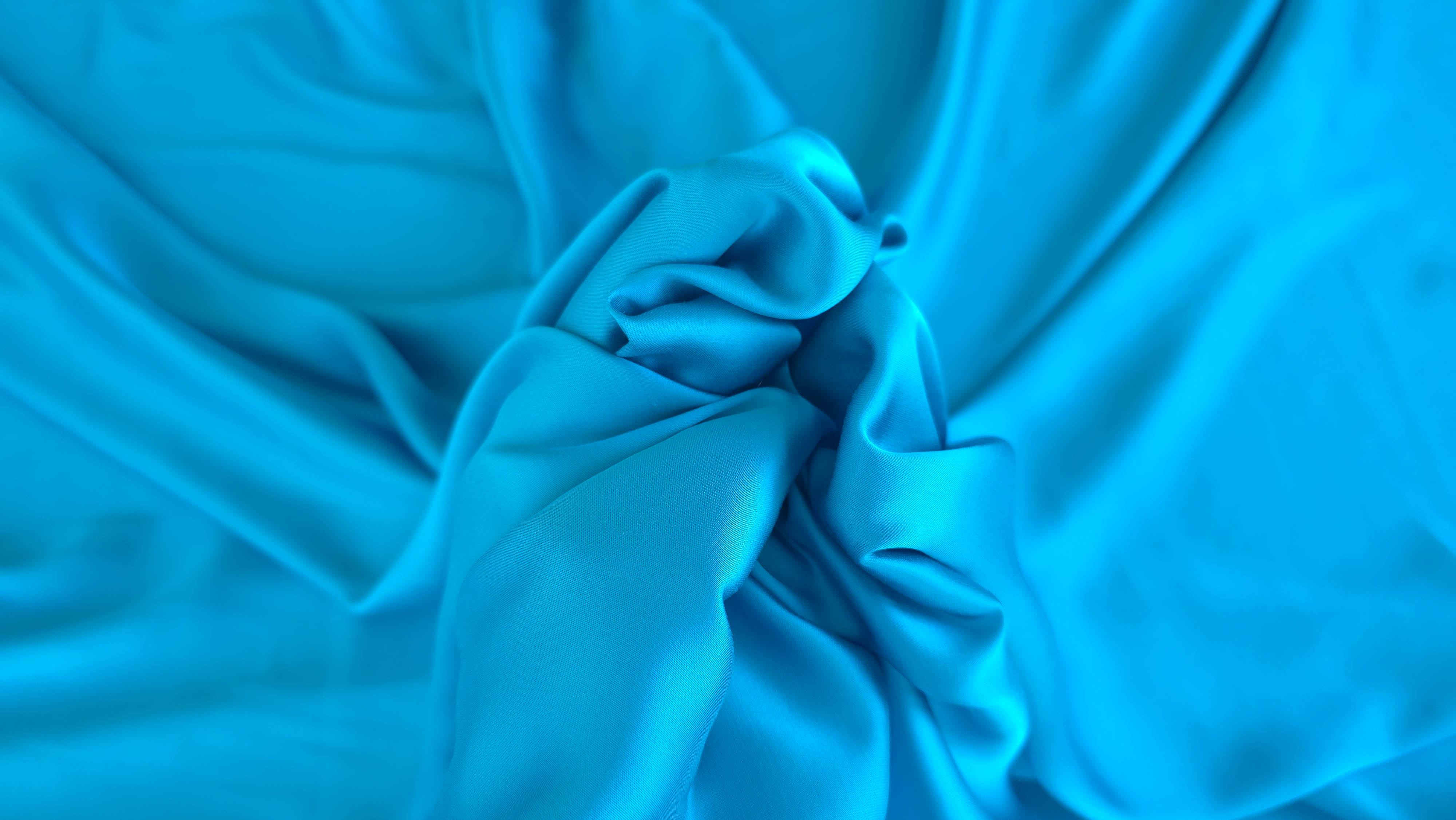 matase discret satinata turquoise din vascoza naturala evelin textile (2) matase discret satinata turquoise din vascoza naturala evelin textile (2)