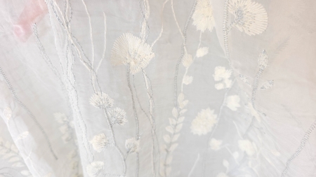 voal brodat cu bumbac si fir metalizat evelin textile (1)