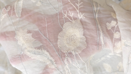 voal brodat cu bumbac si fir metalizat evelin textile (2)
