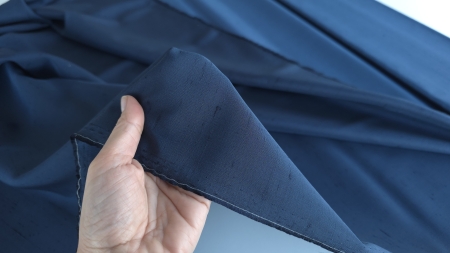 Shantung satin albastru marin cu mătase naturală evelin textile (6)