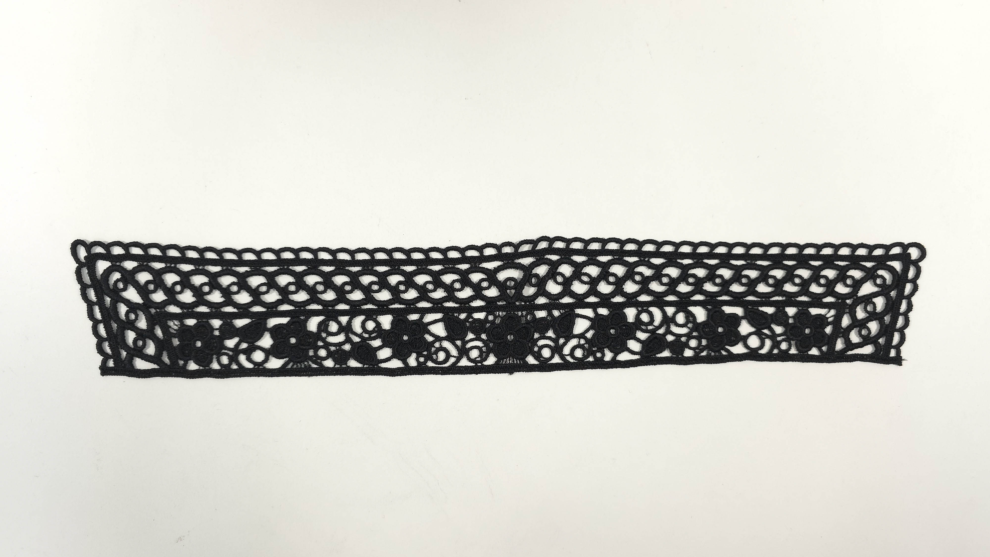 bordura brodata neagru naturala r509 evelin textile (1)