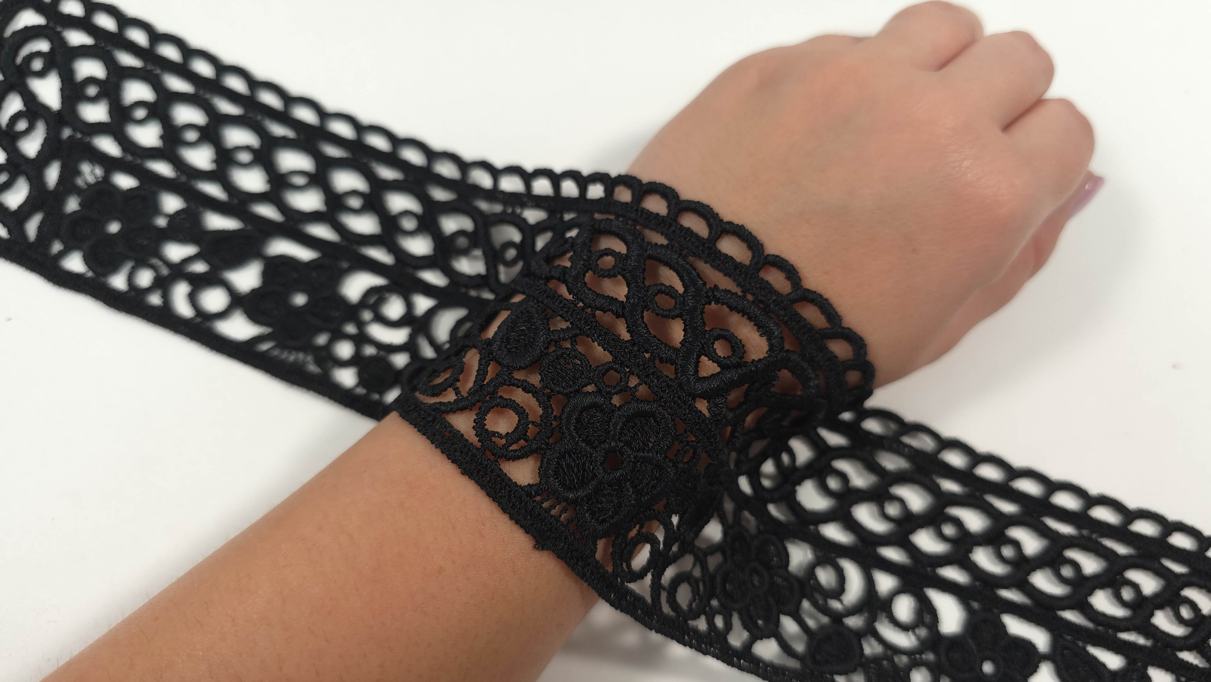 bordura brodata neagru naturala r509 evelin textile (3)