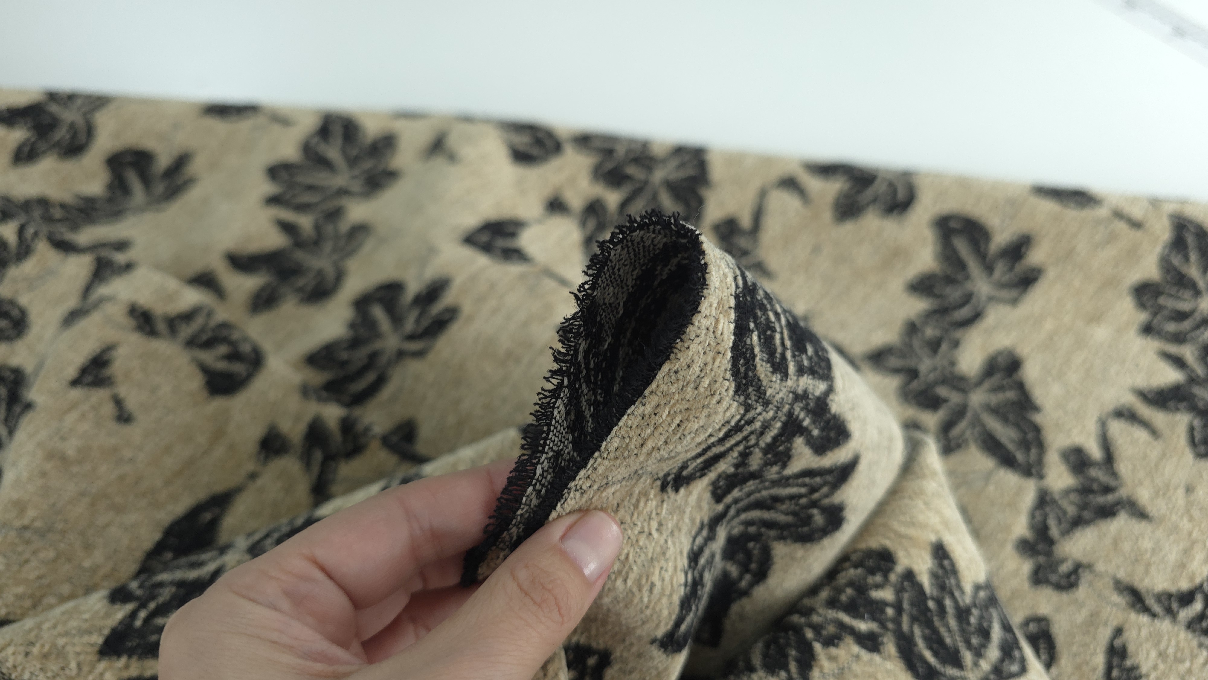 stofa din lana maro cu model evelin textile (9)