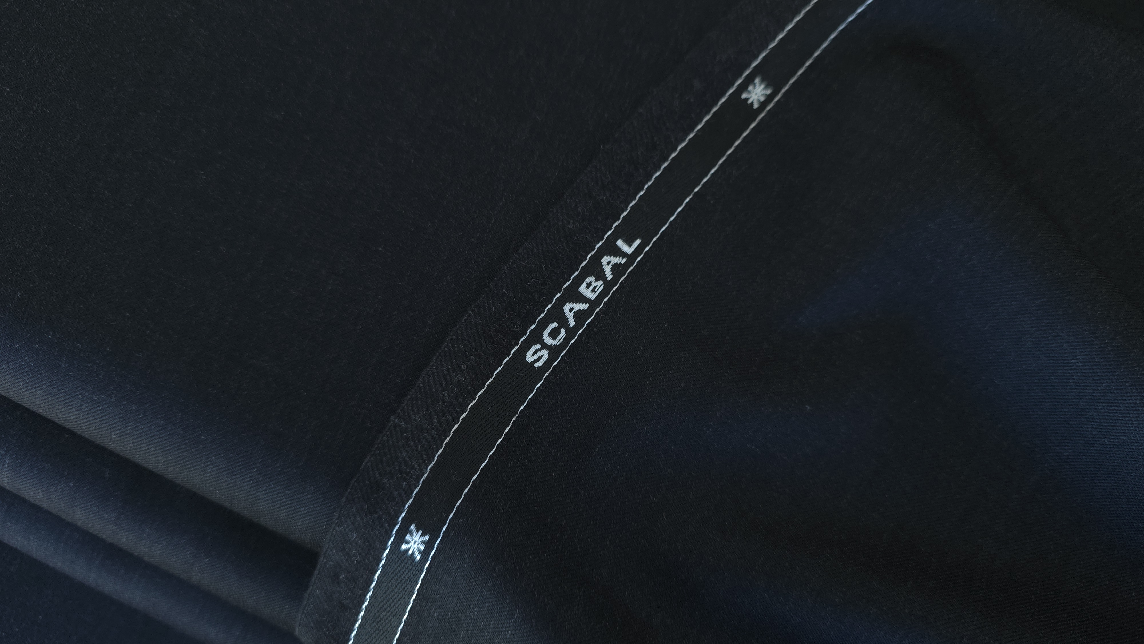 stofa neagra scabal din lana virgina super 100s evelin textile (2)