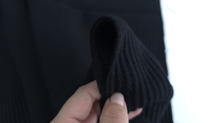 stofa raiata neagra din lana 100 evelin textile (9)