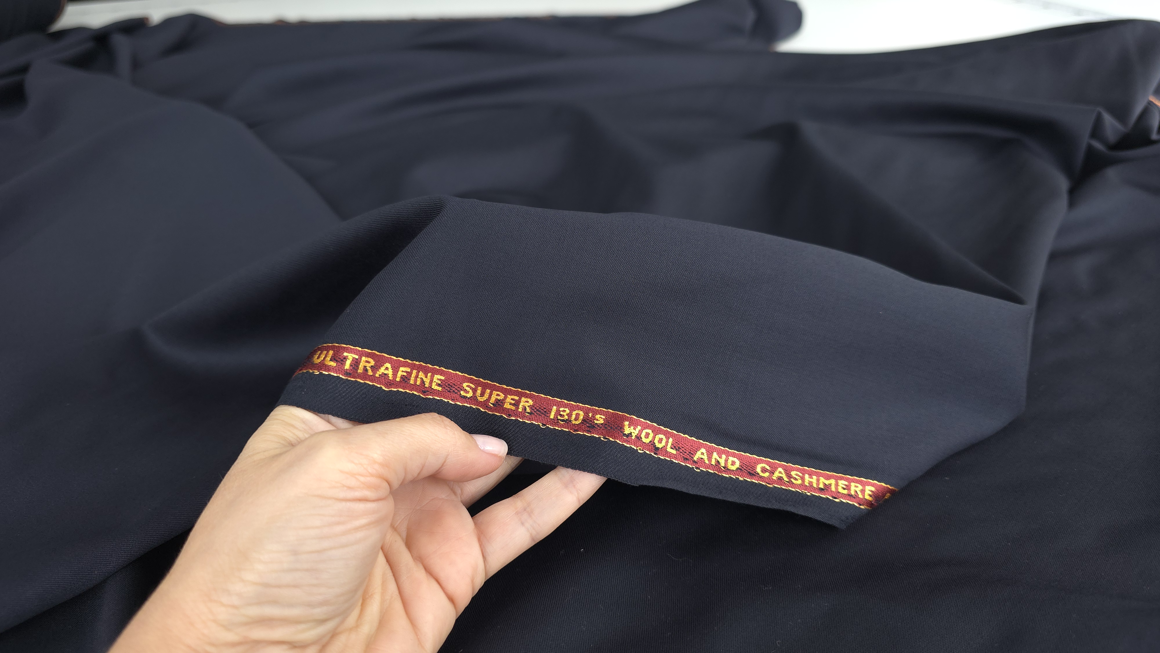 stofa superfine 130s cu casmir bleumarin foarte inchis evelin textile (2)