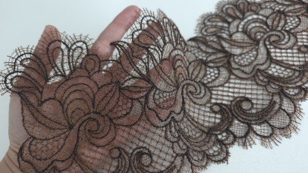 dantela metalizata mousse browndantela metalizata mousse brown (3)