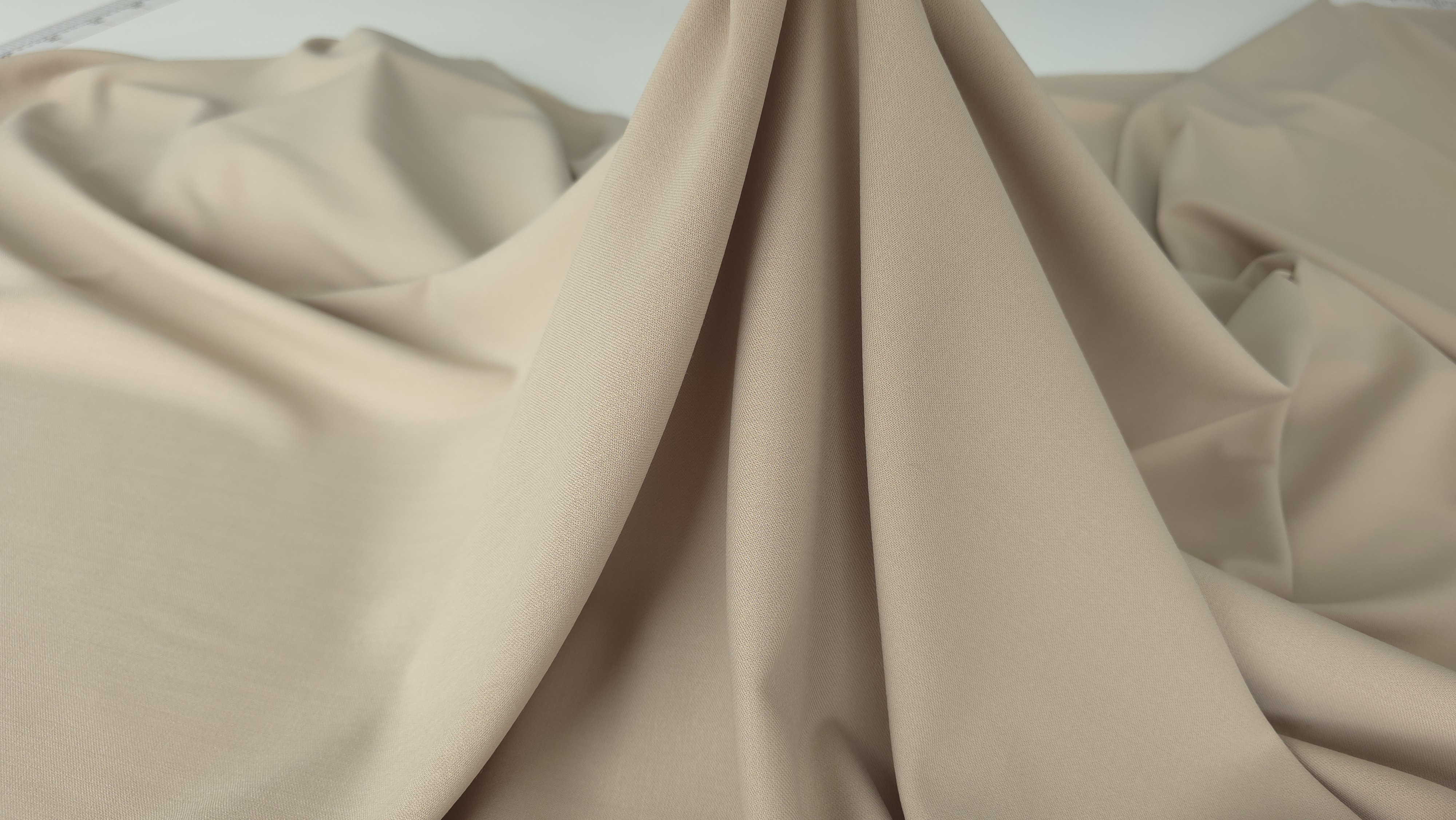 gabardine nude nisipiu cu lana evelin textile (4)