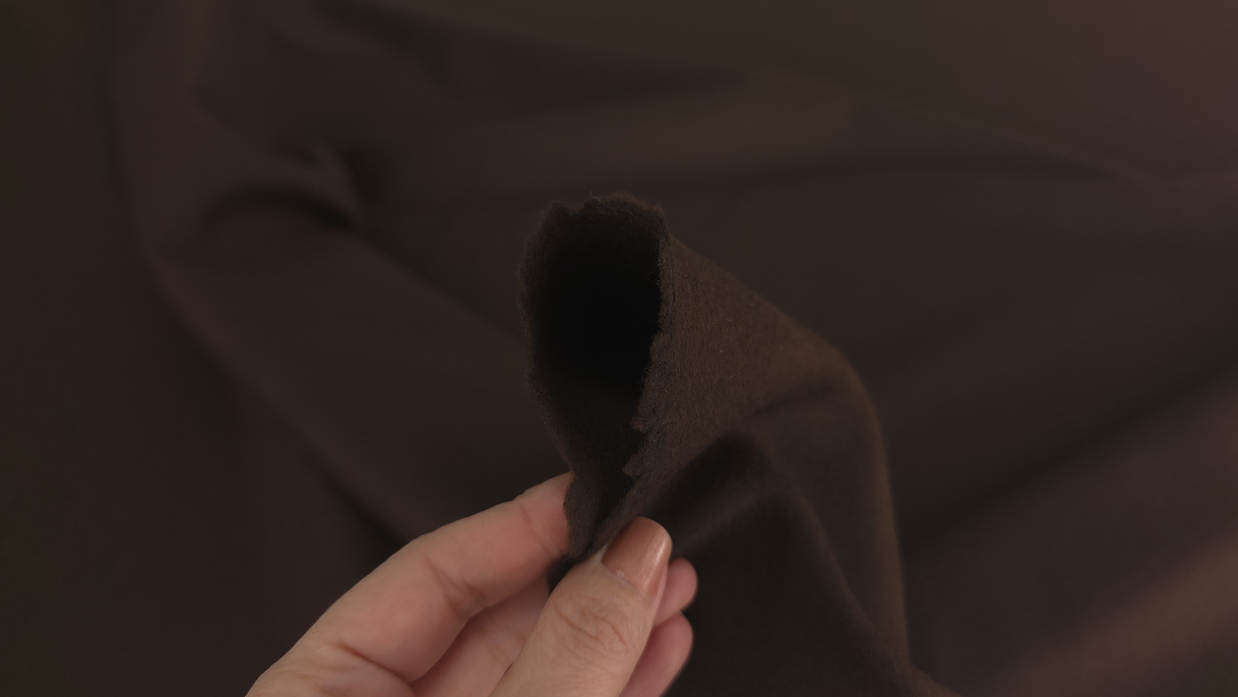 stofa maron chocolate groasa din lana virgina si casmir evelin textile (5)