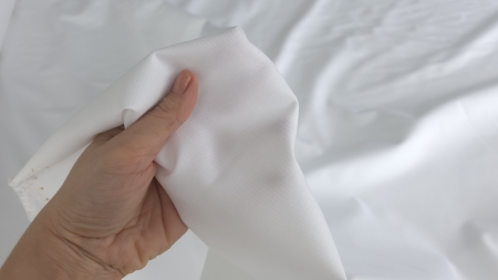 stofita alba din bumbac thom browne evelin textile (2)