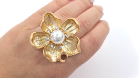 brosa decorativa floare aurie cu perla EVELIN TEXTILE (7)