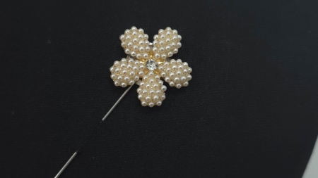 brosa decorativa floare cu perle ivory si cristal evelin textile (11)