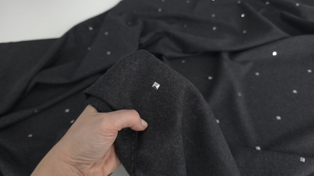 stofa din 100 lana cu accesorii metalice negru evelin textile (1)