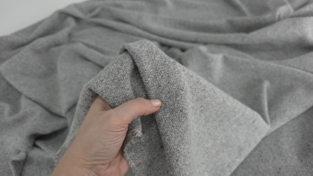 stofa-din-100-lana-virgina-gri