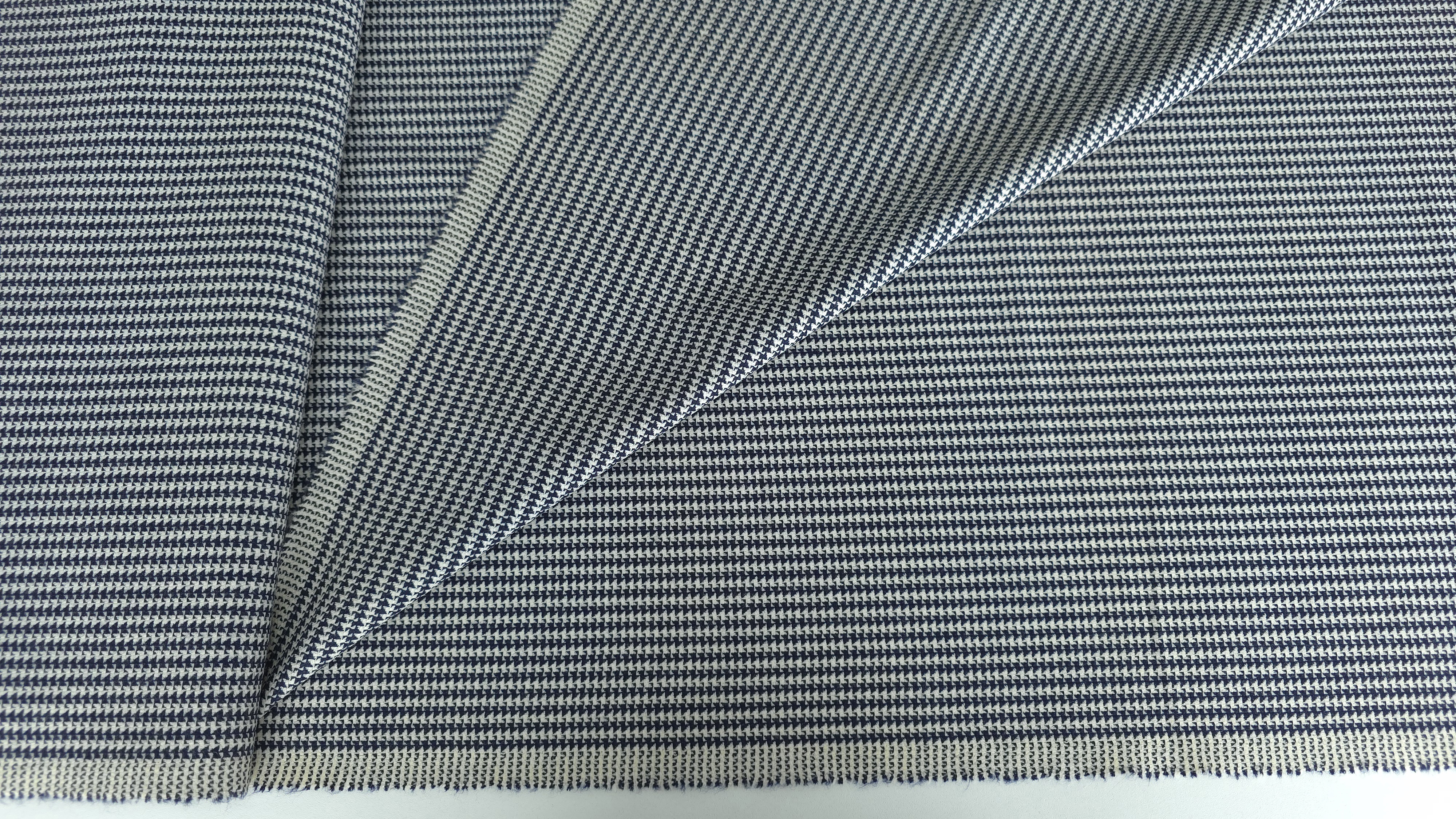 stofita din 100 lana model pied de poule bleumarin ivory evelin textile (2)