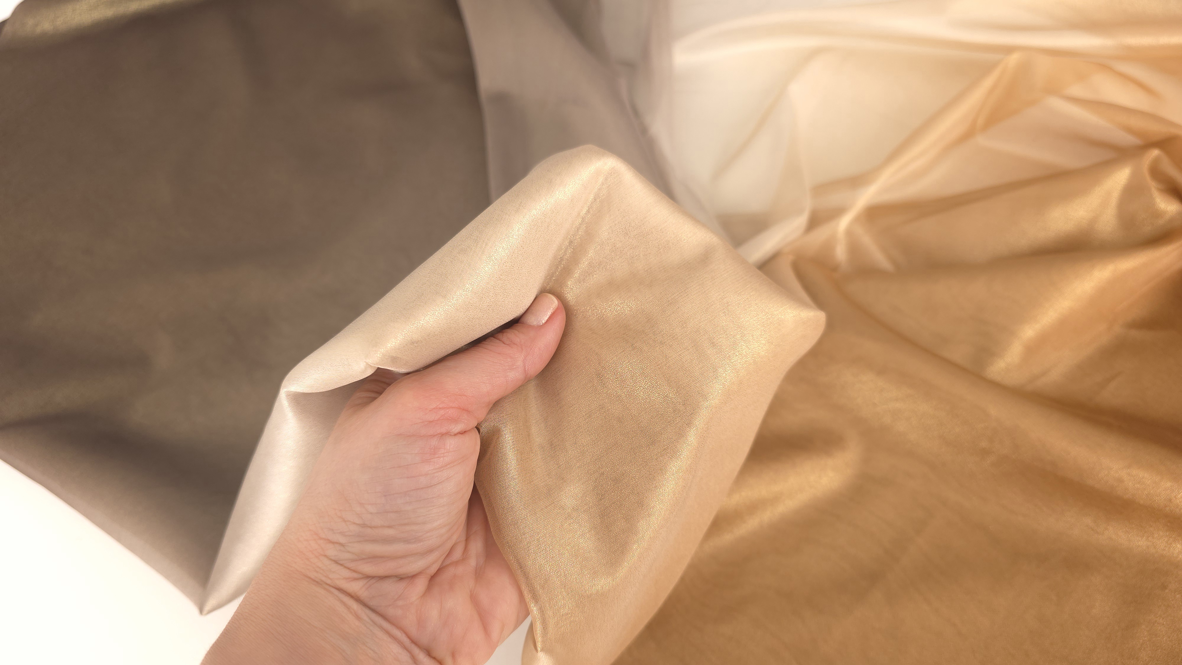 voal chiffon peliculizat maro din matase naturala evelin textile (7)