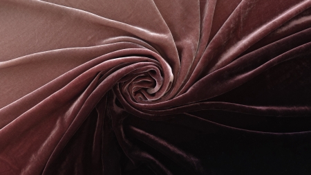 Material degrade mocha mousse răsucit în spirală centrală cu gradient vizibil pe toată suprafața