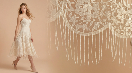 Rochie cocktail ivory realizată din dantelă brodată cu franjuri din mărgele în cascadă pe bordura festonată