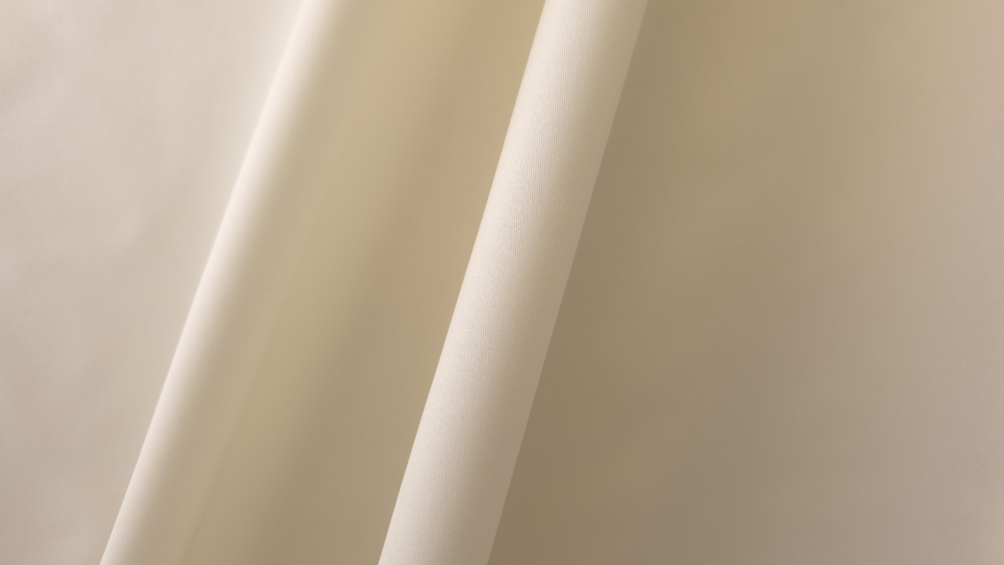 Tafta ivory intens din matase naturala, cod 87040-EV66B, în nuanță ivory perlat