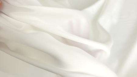 Cute moi de matase naturala satin organza cu contraste între zonele mate și cele lucioase