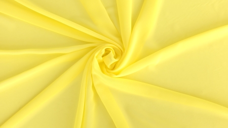 Voal diafan galben pal prins în spirală centrală cu pliuri radiale fine