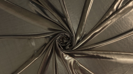 Spirală strânsă de țesătură metalizată cupru cu umbre bronz închis în centru