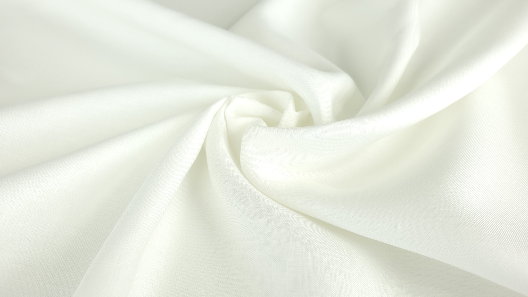spirala falduri deschise material ivory in comportament natural