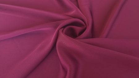 spirala saten dublu fata visiniu cu elastan luciu uniform nuanta burgundy saturata