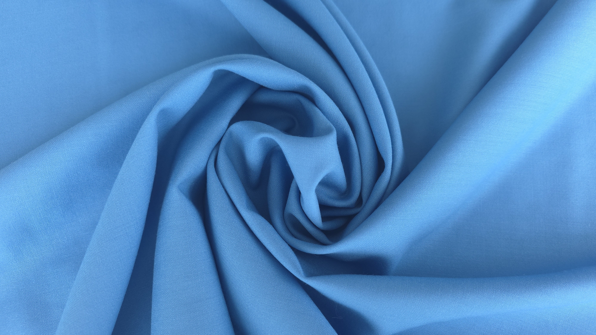 Stofita bleu din lana virgina răsucită în spirală