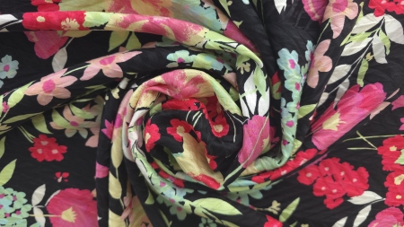 Țesătură imprimată cu model floral cu mătase naturală răsucită în spirală