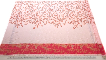 georgette floral la metru prezentare completa cu rigla pe masa