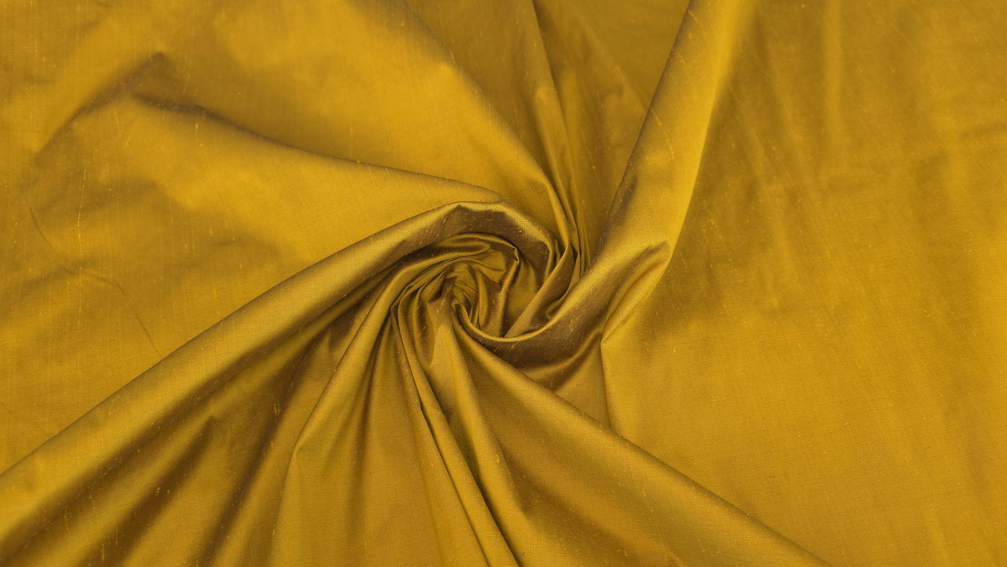 material rasucit in spirala
