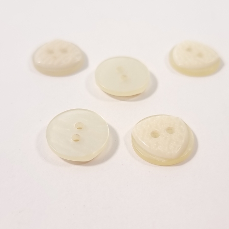 Nasturi ivory din rășină pentru cămașă PCS065, 2 găuri, 15 mm