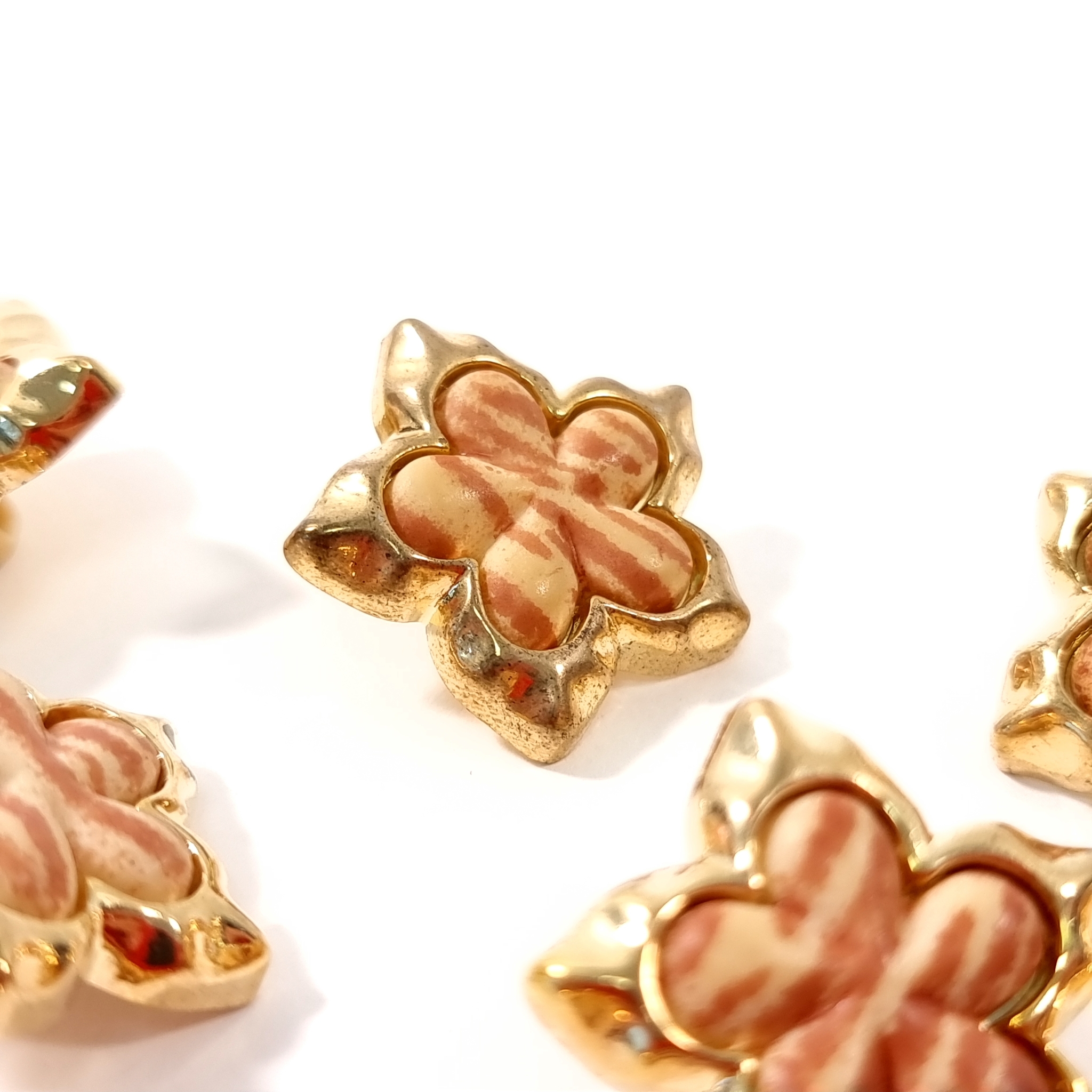 nasturi floare aurii petale relief 25mm pcs146 evelin textile